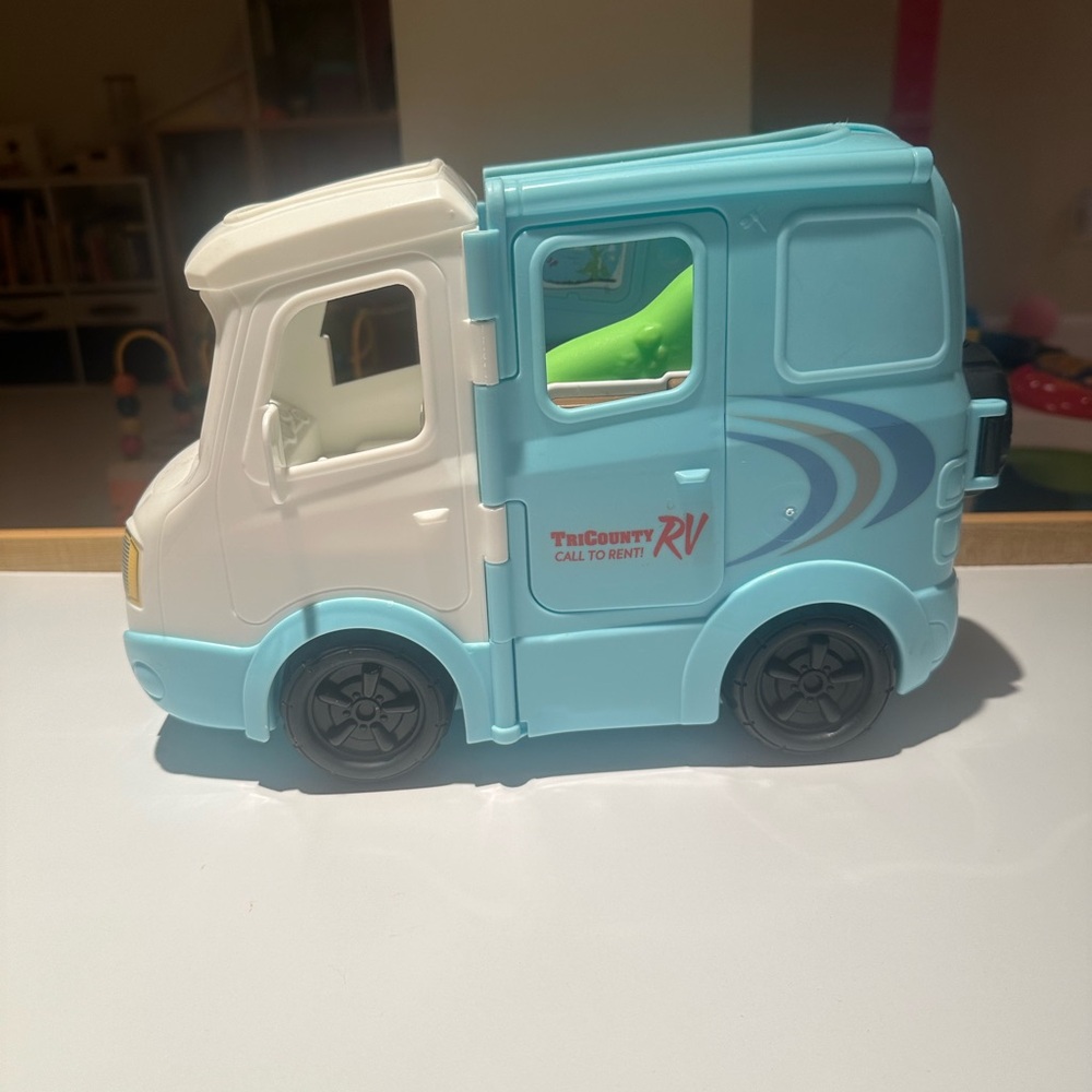 Fisher-Price Little People Toy Story Jessie’s RV Camper